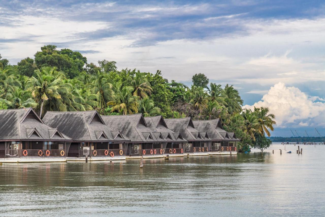 Hotel Club Mahindra Ashtamudi Nīndakara Zewnętrze zdjęcie