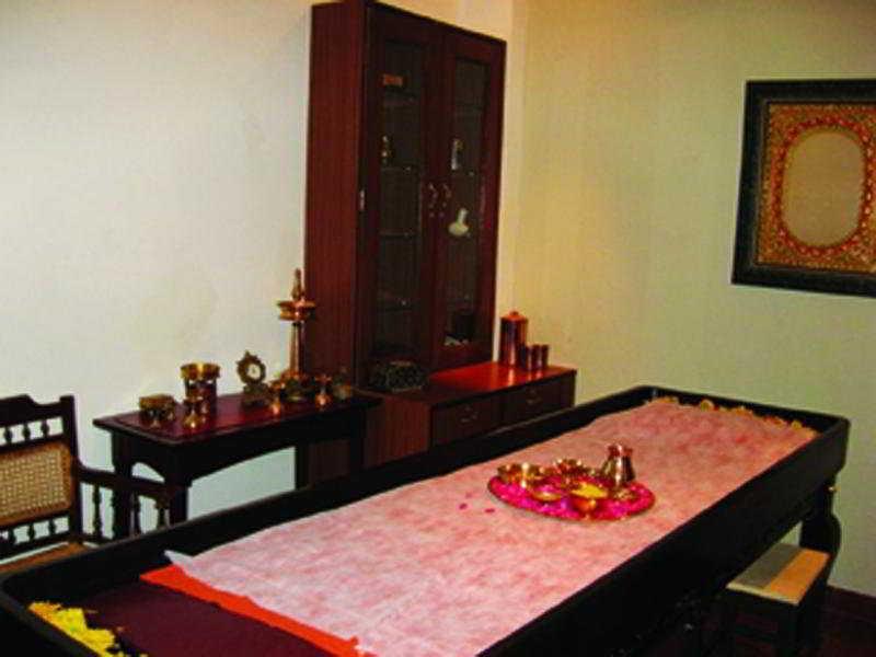 Hotel Club Mahindra Ashtamudi Nīndakara Zewnętrze zdjęcie